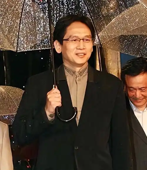 压制李宗盛,周华健多年,现今唯一"三金歌王",为何内地无人知_殷正洋