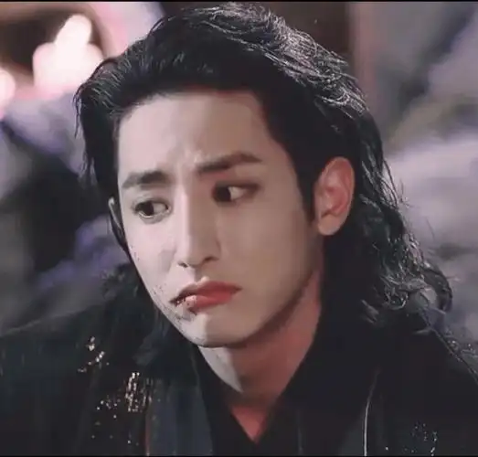 李洙赫:人间理想也是人间妄想#李洙赫