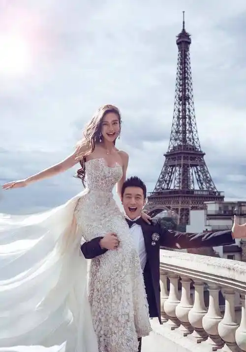 李菲儿最好的3年给了黄晓明,为爱放弃事业,为何会输给杨颖_爱的_一线