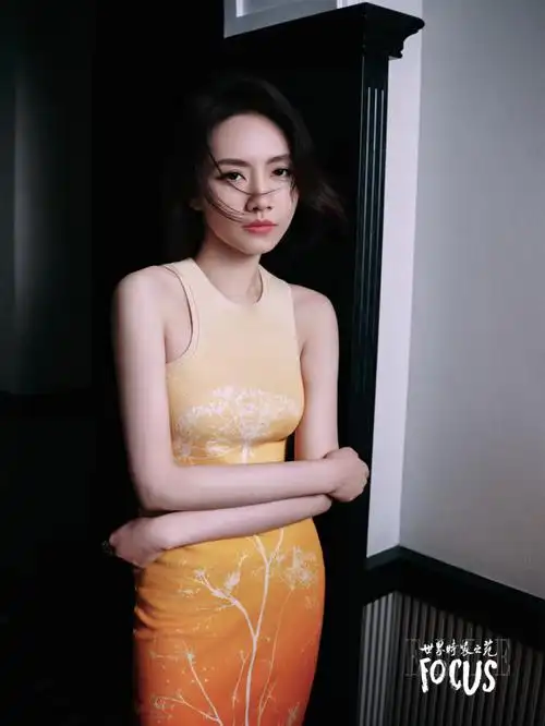 安静,寡言,几乎是所有人在见面之前对刘惜君的想象,出道13年,她几乎鲜