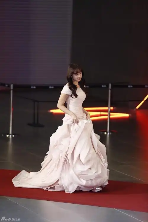 《2013 sbs演技大赏》颁奖礼:大赏-李宝英 最佳情侣奖-李敏镐朴信惠