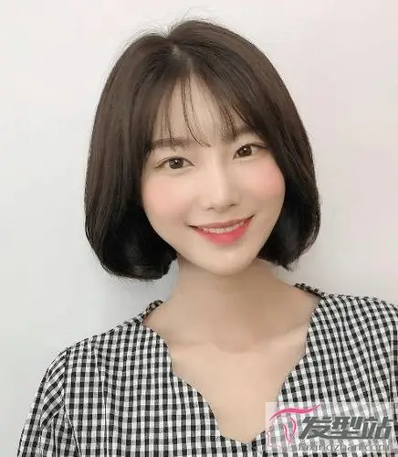 小清新女生短发推荐 尽显甜美迷人气质