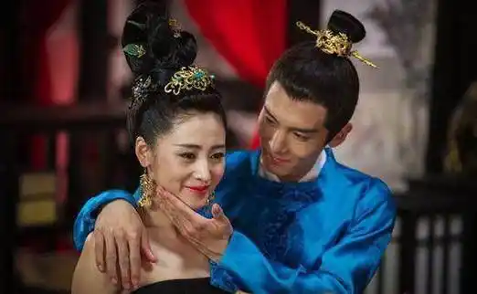 后来查了一下资料,果然,艺术指导又是侣皓吉吉!