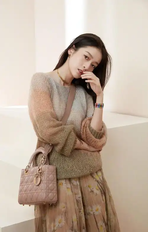 张雪迎中文名:张雪迎/英文名:sophie/国籍:中华人民共和国/星座:双子