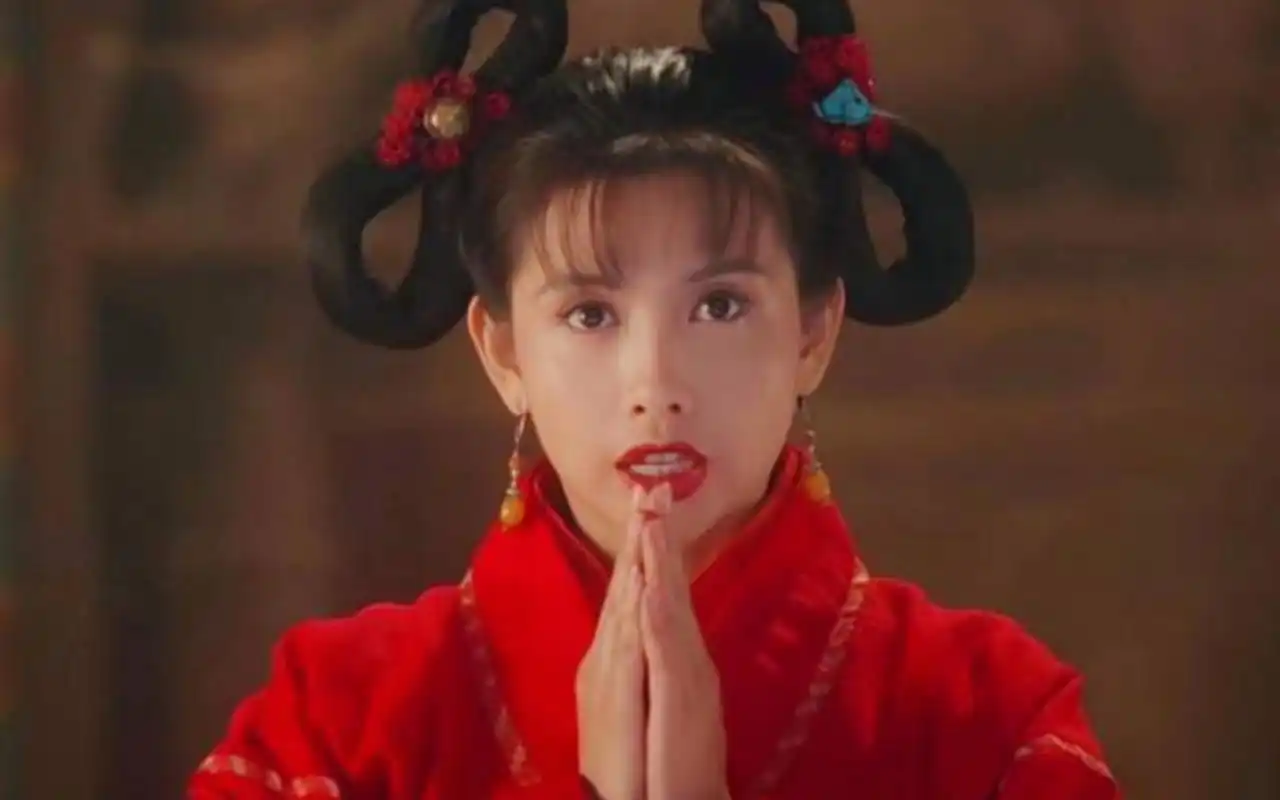 邱淑贞饰演的小昭,就像原著中走出来的一样,古灵精怪,长相甜美,讨人