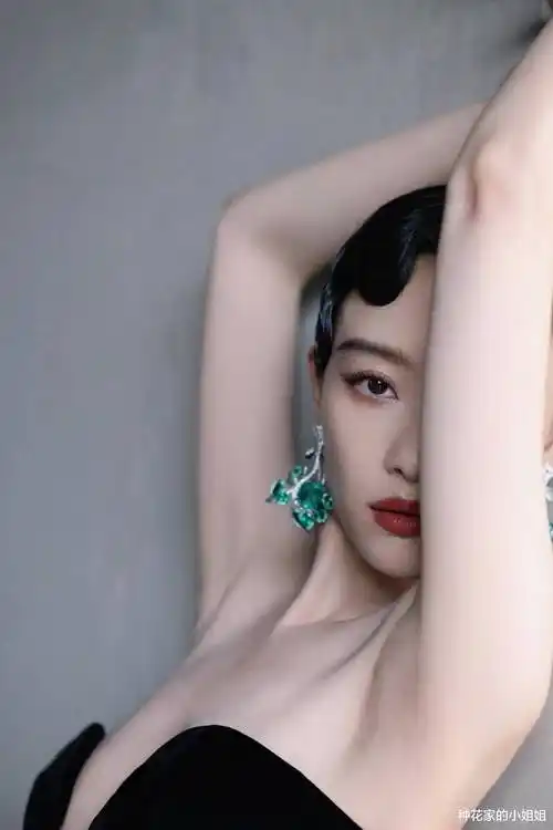 倪妮:明媚夺目!_眼神