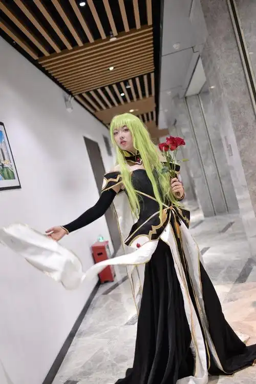 cc皇后装场照图