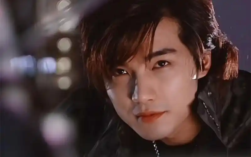 早期的贺军翔真的帅得一批