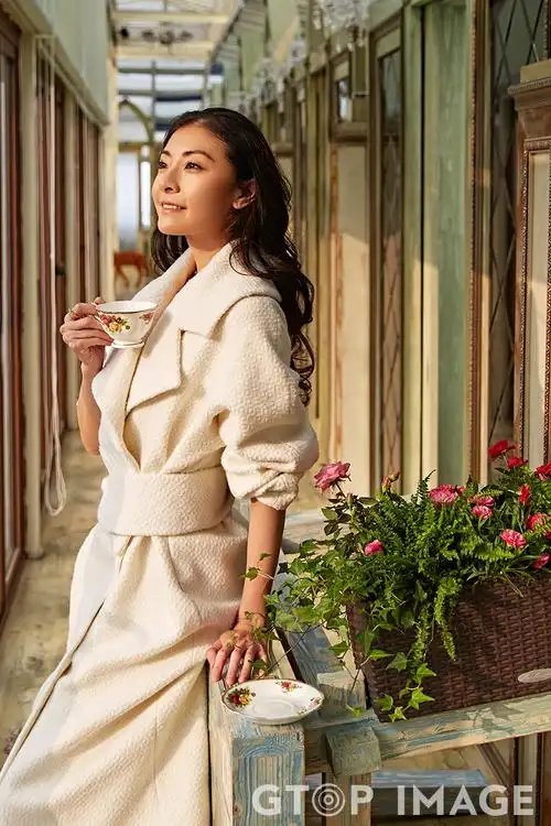 gtop image x 芭蕾舞蹈艺术家 谭元元 广告代言