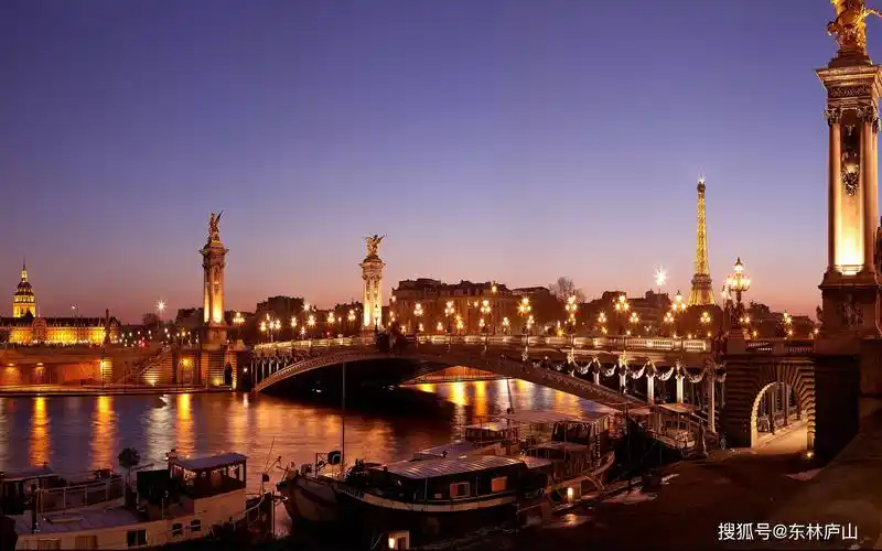 埃菲尔铁塔上看巴黎塞纳河南左岸篇一