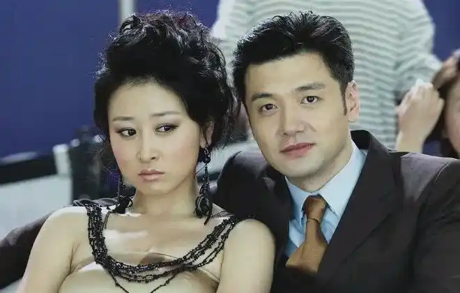 演员王策:从高富帅沦为爸爸专业户,他虽不火但却靠脸打下一片天