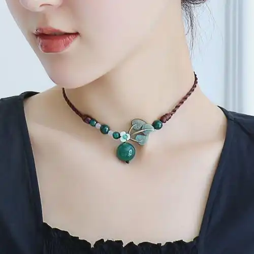 民族风绿玛瑙项链短款锁骨链女气质百搭脖子挂件装饰品配饰