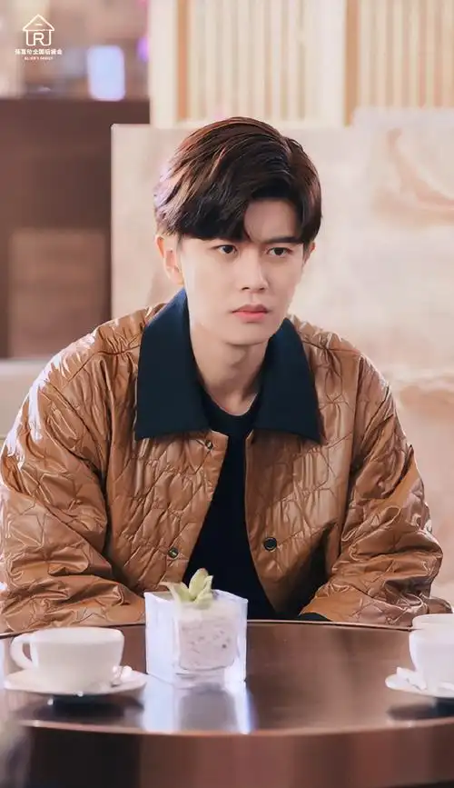 任嘉伦暮色心约##任嘉伦祁连山