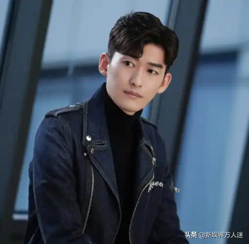 张翰的的眼睛图片(用眼神诠释角色,张翰眼神杀收放自如) 第2张