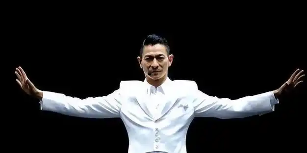 遮羞布彻底盖不住了刘德华赖文慧关系曝光除了结婚证啥都给了