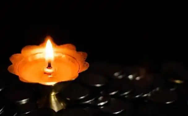 人死如灯灭,没有来生,这就是现实|大吉|生命|人生|明灯_网易订阅