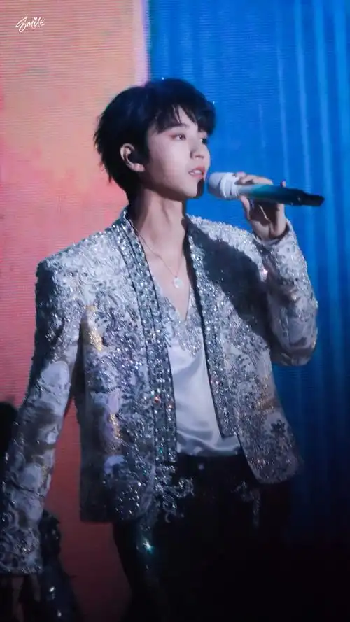 每一个十年#20230806十周年演唱会你是最耀眼的光95@tfboys-王俊凯