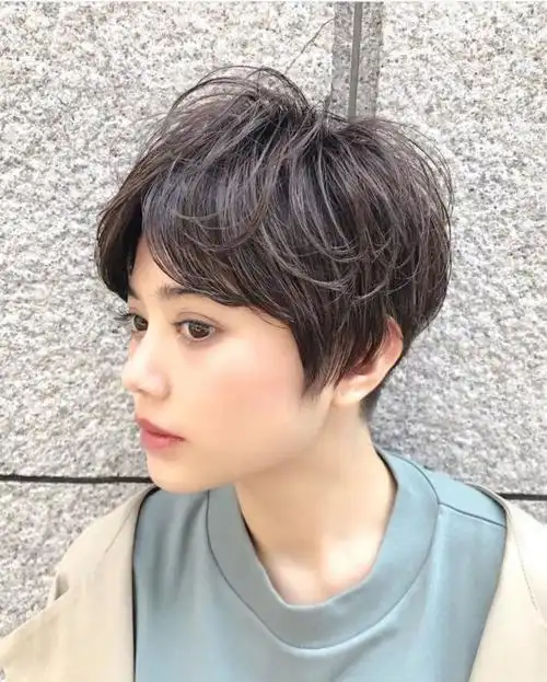 2019女生最新短发发型图片2019流行女生短发造型设计