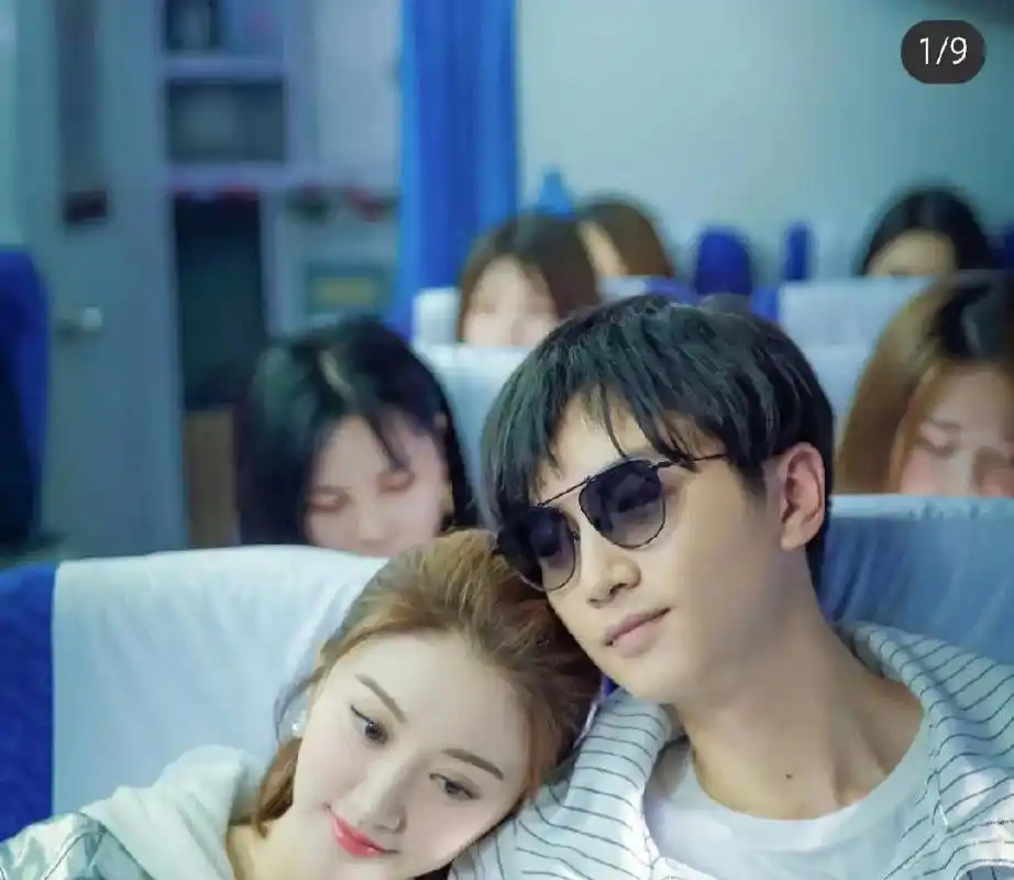 陈晓和景甜是我最喜欢的明星,我不是他的粉,但很奇怪,我喜欢看他拍的