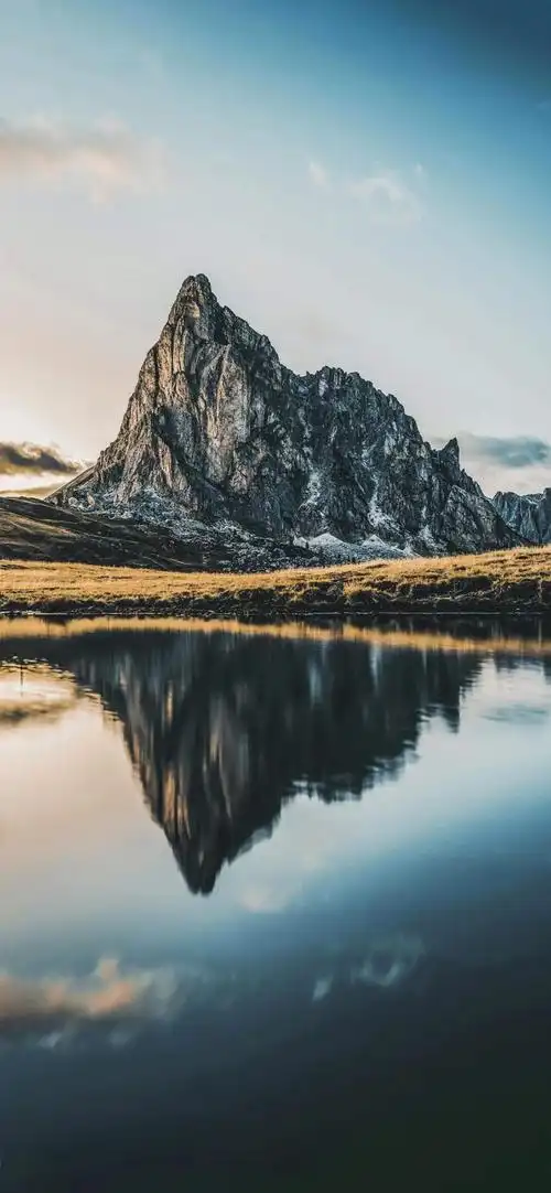 ios16景深锁屏手机壁纸_创意_手机壁纸下载_美桌网