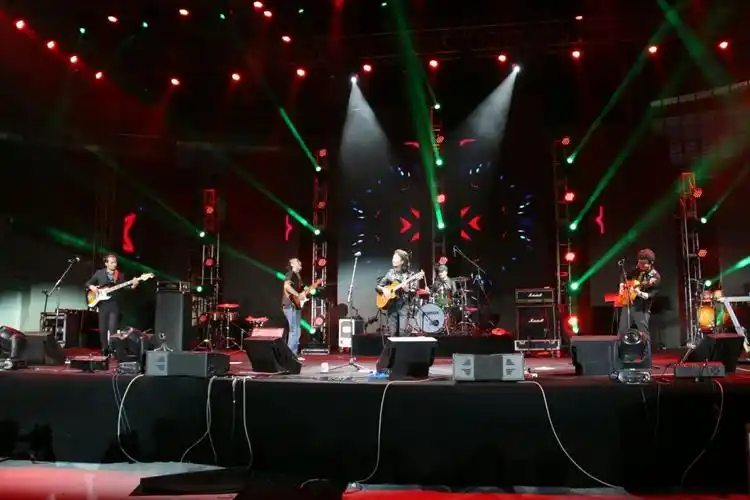 【丝路上的音乐】 北京jam乐队空降大理 乌托邦音乐节演出