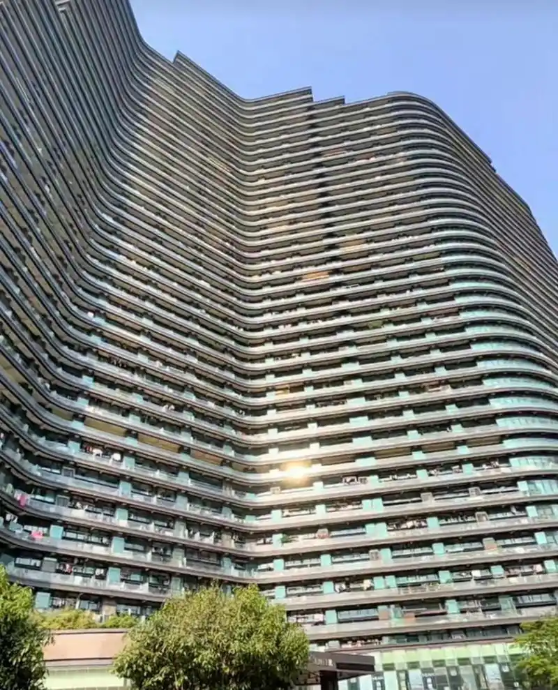 杭州最大的"网红聚集地",杭州丽晶国际,听说很多杭漂网红都住在这里.