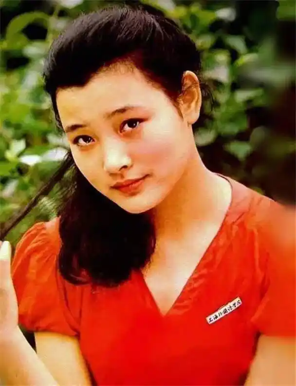 真性情演员陈冲从清纯小花到情欲女王