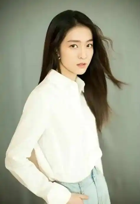 10位童星,95后小花一个比一个出彩,最近一位最可惜_演技_杨紫_胡先煦