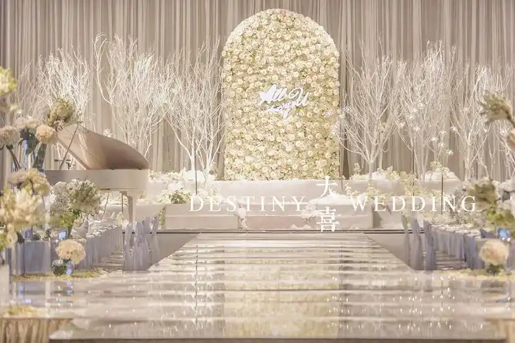 鲜花背景墙唯美浪漫婚礼婚礼布置
