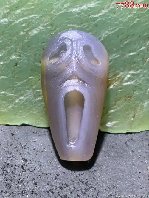 玛瑙手工俏色巧雕惊声尖叫死神来了一体佛头三通一个_价格56元【文玩