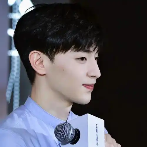 会撒娇的邓大胆邓伦高清头像壁纸第二弹