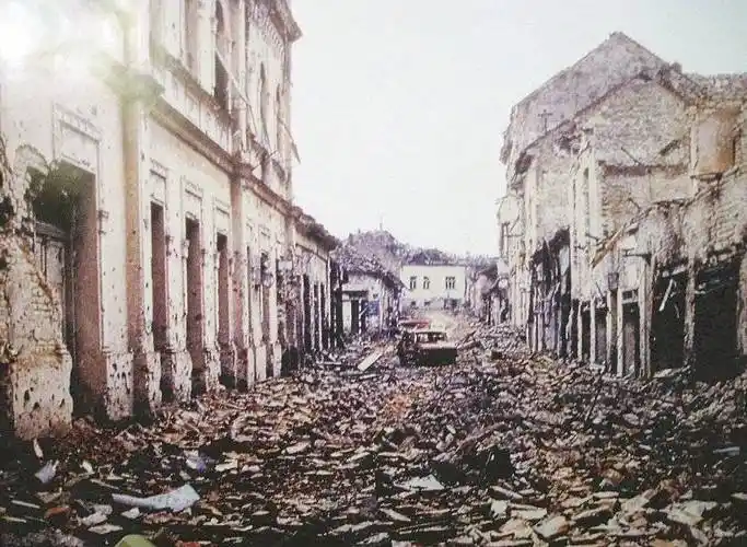 克罗地亚狂想曲:足球即战争