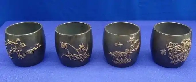 老铜器清朝铜酒杯梅兰竹菊.每个高5.4cm,口子直径4.33 - 抖音