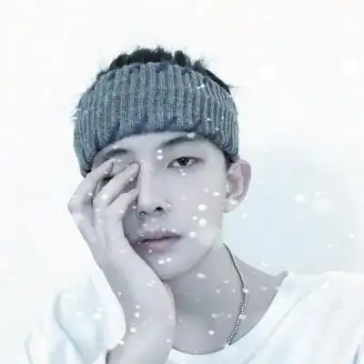 下雪头像男 高清好看的帅气雪景头像男_男生头像_头像屋