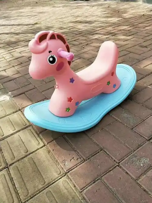 摇摇马木马儿童婴儿两用幼儿玩具宝宝1-3周岁骑马带音乐塑料加厚