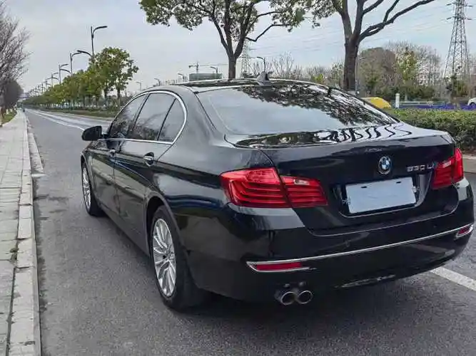宝马 宝马5系  2014款 530li 豪华设计套装图片