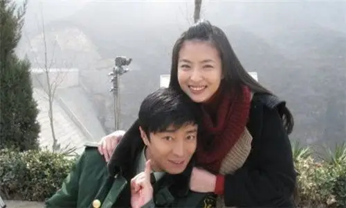 【图】何中华老婆是宋天仪吗? 跑男中化身皇帝受关注