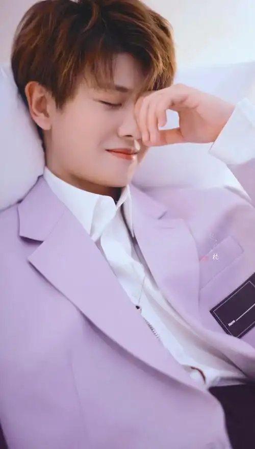 任嘉伦 cr 61图片logo - 堆糖,美图壁纸兴趣社区