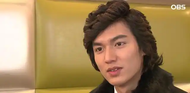 李敏镐儿时照片曝光:从足球小将成长为演员,粉丝数量居韩国第一