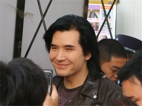 胡因梦和费翔是什么关系 原来他们二人还有这么深的渊源