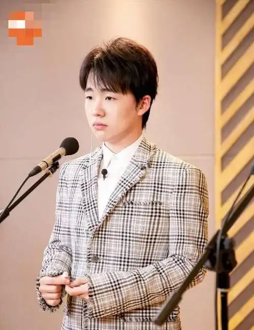 郭麒麟为了养活德云社,究竟参加了多少个综艺?