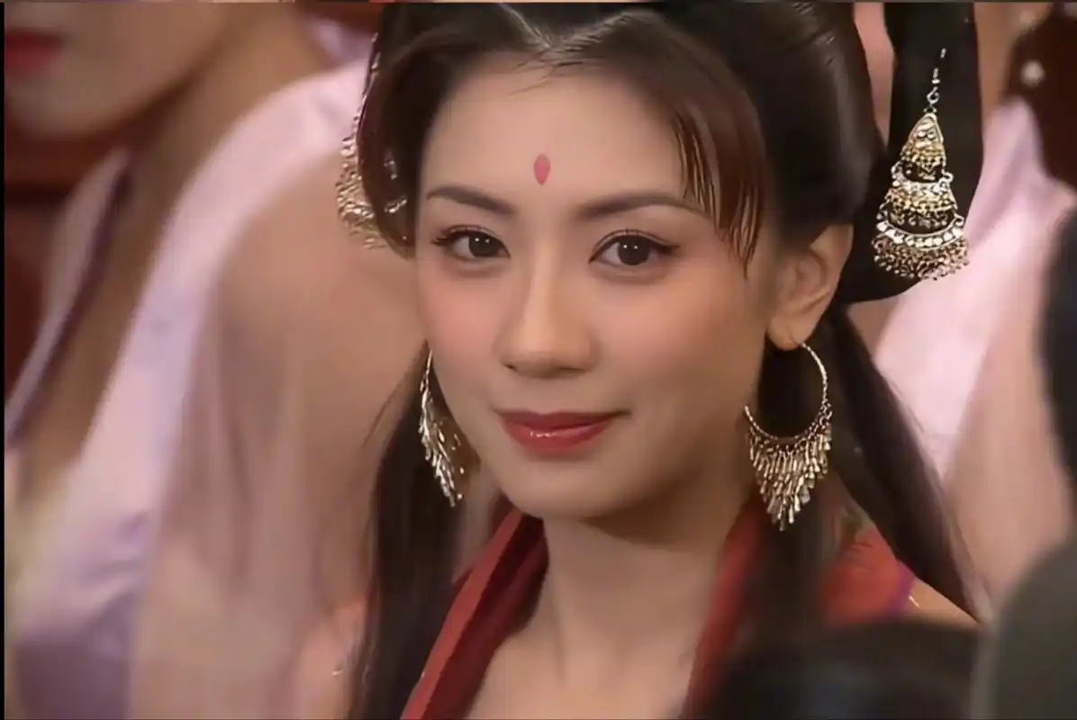 贾静雯的古装,看一百遍都不够