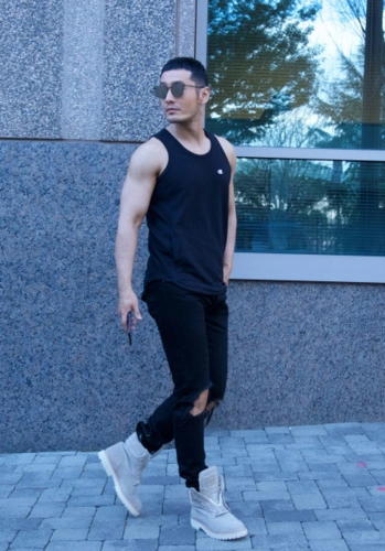 有了小海绵黄晓明长了一圈幸福肥baby依然瘦