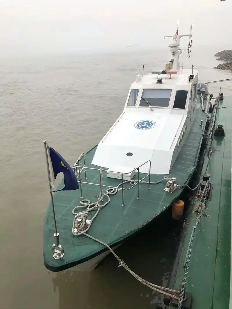 钓鱼艇,垂钓艇,交通艇,沃尔沃20米海,20米海,巡艇.总宽 - 抖音