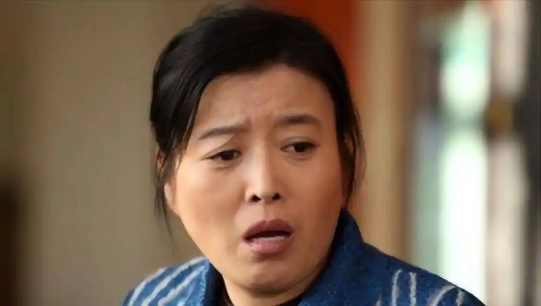 丁嘉丽:看黄色录像,沉迷男女之事,管不住下半身终铸成大错!