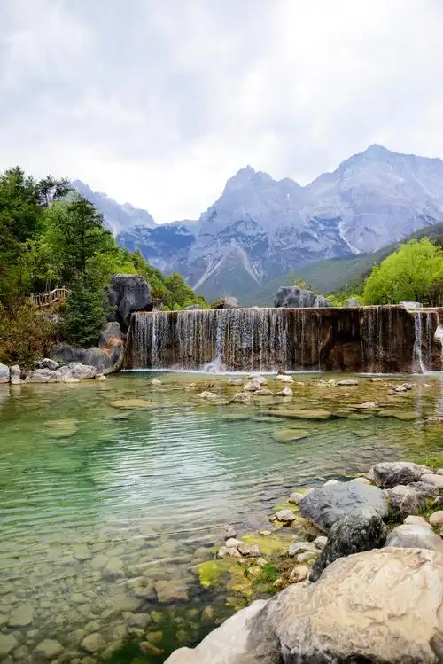 丽江蓝月谷白水台液玉湖玉龙雪山