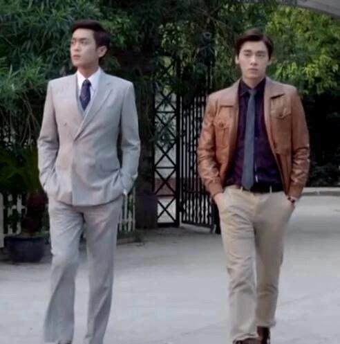 "麻雀"李易峰张若昀走路自带t台 帅爆!(组图)