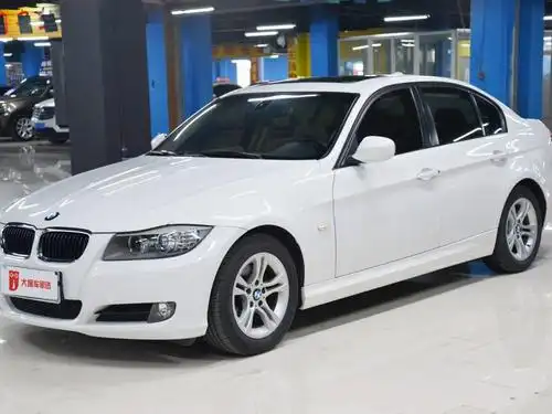 【烟台】2011年6月 宝马 宝马3系 2011款 320i 时尚型 自动档