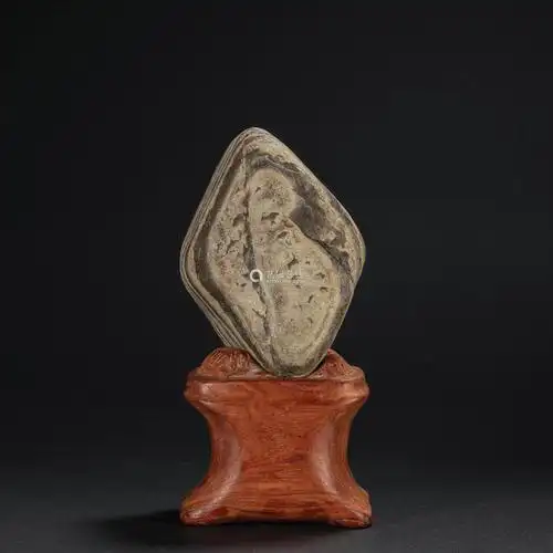 天然奇石玉猪龙