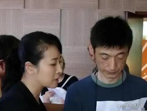 老戏骨陈小艺如今屡次与小鲜肉约会丈夫究竟为何坚持不离婚